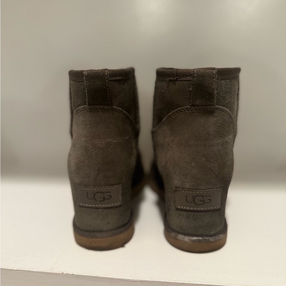 UGG Dark Gray Suede Ankle Booties - Picture 4 of 5